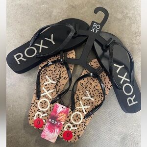 •Roxy Flip Flops•